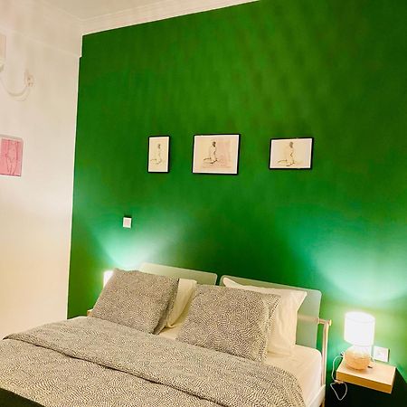 Antinoros Inn, Stylish Apartment,3' To Metro Афины Экстерьер фото