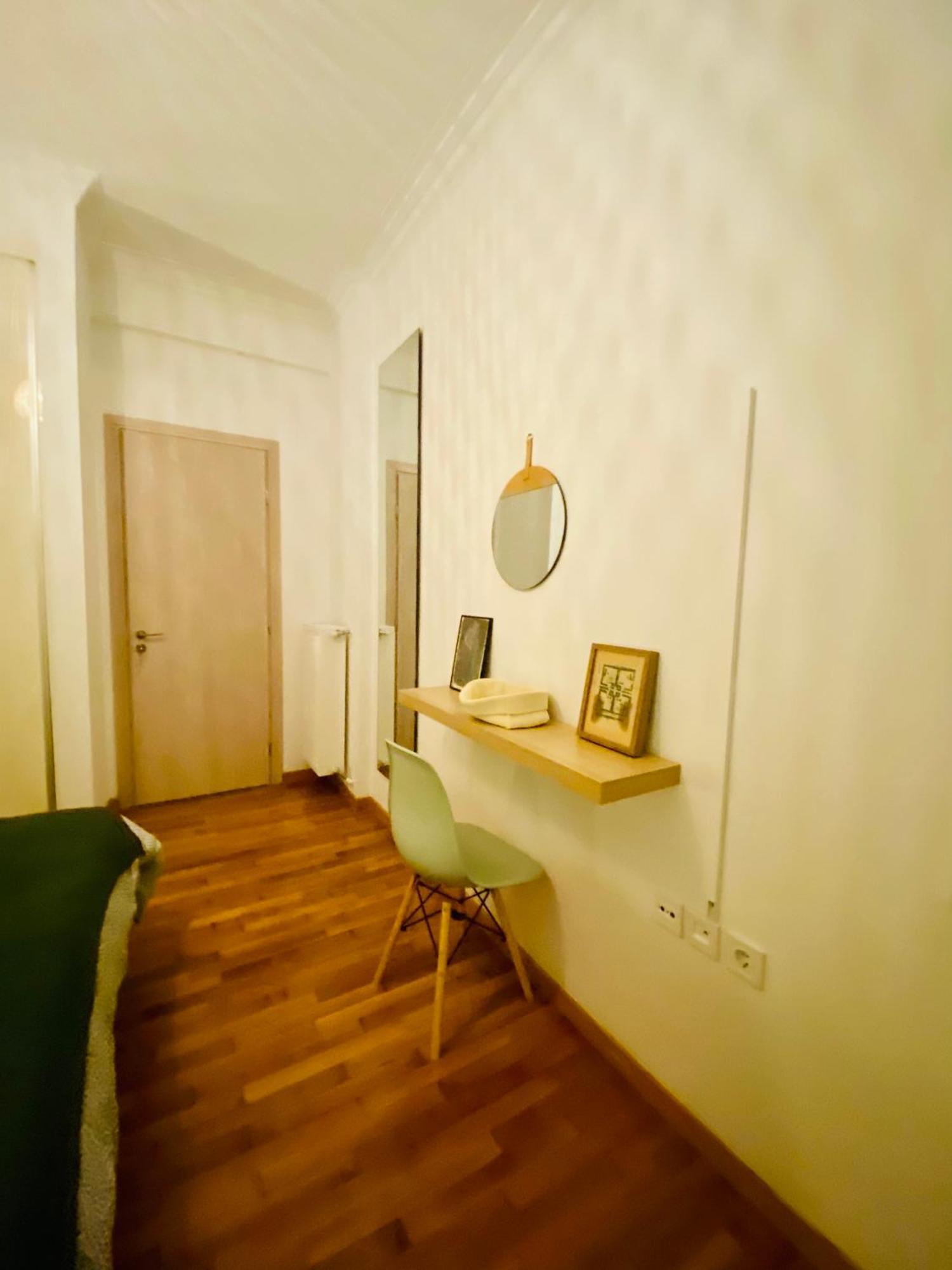 Antinoros Inn, Stylish Apartment,3' To Metro Афины Экстерьер фото