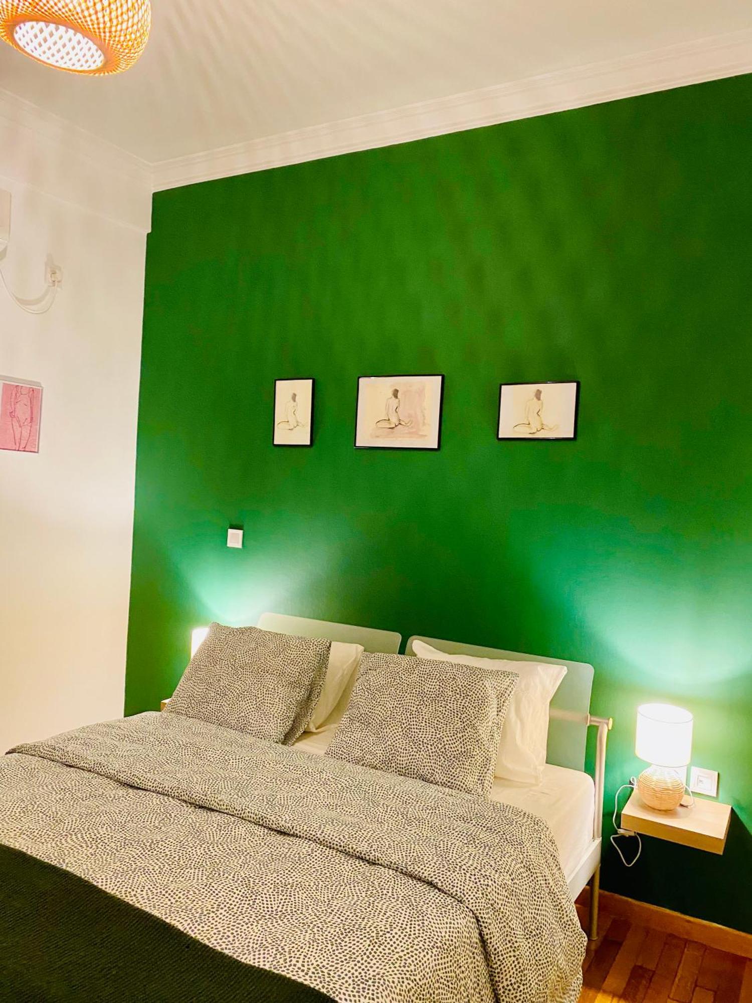 Antinoros Inn, Stylish Apartment,3' To Metro Афины Экстерьер фото
